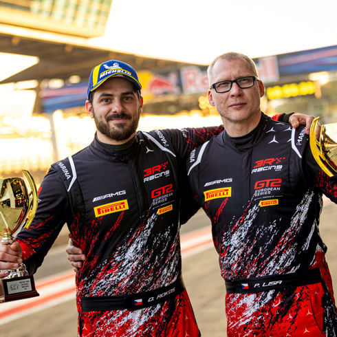 Mezi nejlepšími. RTR projects zahájilo GT Cup Series třemi stříbrnými výsledky